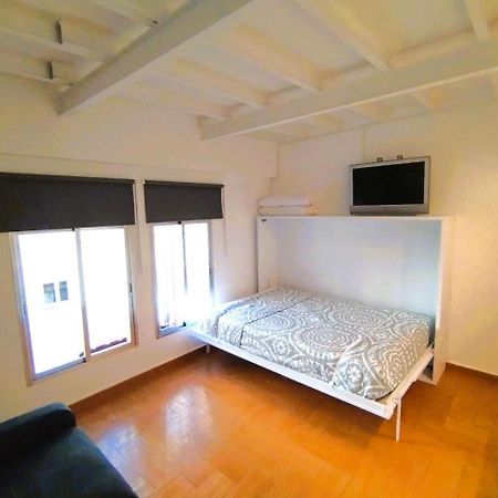 Puerta Del Sol - Apartamento Para 4 Мадрид Екстер'єр фото