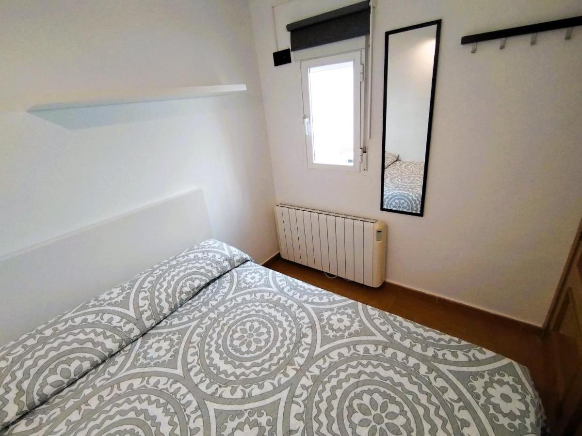 Puerta Del Sol - Apartamento Para 4 Мадрид Екстер'єр фото