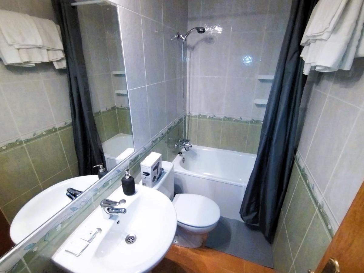 Puerta Del Sol - Apartamento Para 4 Мадрид Екстер'єр фото
